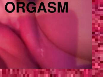 payudara-besar, clitoris-bagian-atas-vagina-paling-sensitif, mastubasi, orgasme, vagina-pussy, muncrat, amatir, wanita-gemuk-yang-cantik, berambut-merah