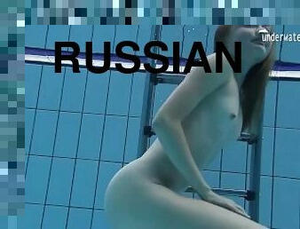 culi, tettone, russe, ragazze-giovani, giovanissime, pornostar, ragazza-fidanzata, bionde, piscina, sorelle