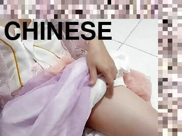 Cum in traditional Chinese Hanfu princess dress