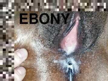 coño-pussy, negra-ebony, madurita-caliente, adolescente, corrida-interna, negra, corrida, húmedo