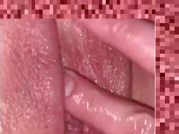 Hubby fingering my tight pussy making me squirt for 2 MINS!!!! Amazing Orgasm INSANE SQUIRT VIDEO