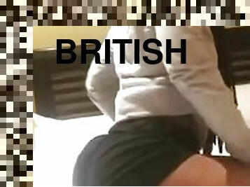 Petit British ebony twerking