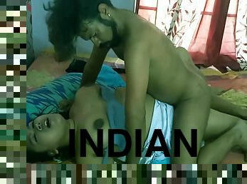 Indian Xxx Hot Bhabhi Vs House Owners Son! Amazing Hindi Hot Sex