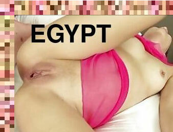 Egyptian Beauty Goes Crazy On Thick Cock