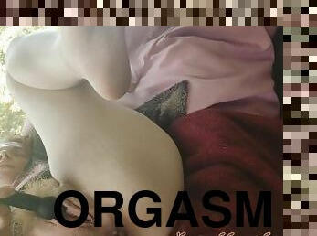 onani, orgasme, squirt, amatør, rødhåret, søt, petite, alene