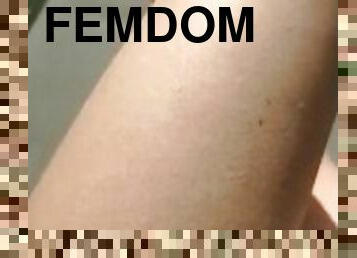 amatoriali, mammine-mature, piedi, college, solitari, dominazione-femminile, gambe