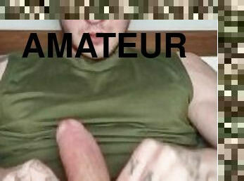 imens-huge, masturbare-masturbation, amatori, pula-imensa, gay, masturbare, solo, muschiulos, baietel, tatuaj