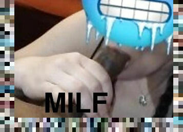 Milf wanted to suck big black dick