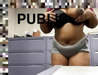 RISKY PUBLIC STRIP IN BOSS OFFICE  JASZ