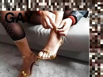 homo, kaki, stocking-stockings, celana-dalam-wanita, perempuan-jalang, seorang-diri