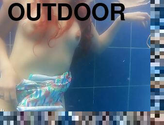 Amputee Touches Herself In The Pool