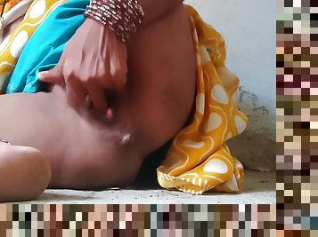 Sexy Village Bhabhi Fingering Pusssy