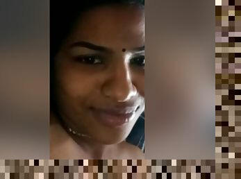 Today Exclusive- Desi Tamil Girl Showing Her Boobs And Pussy On Video Call Part 1