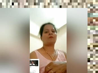 Today Exclusive-desi Horny Bhabhi Showing Her Boobs And Pussy On Video Call Part 2