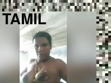 Today Exclusive-tamil Bhabhi Showing Boobs