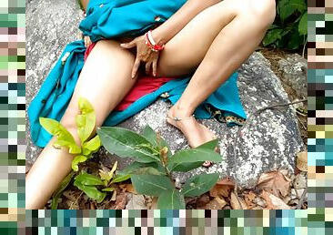 Indian Desi Girlfriend In Open Field Village Outdoor Sex In Forest On Rock