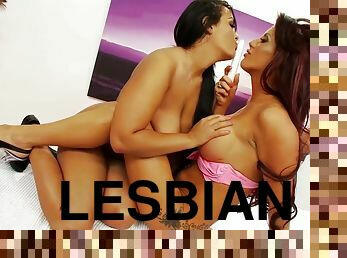 ציצי-גדול, לסבית-lesbian, צעצוע, שחור, שלישיה, שחרחורת