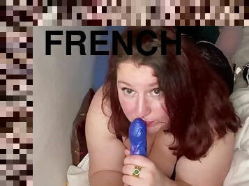 Vends-ta-culotte - French Horny BBW Deepthroats Dildo