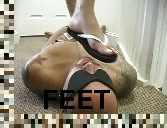 Foot Fetish Seduction-Goddess Venus Flip Flop Trample