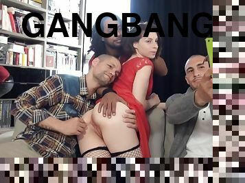 Sandrine's Extreme Gangbang - amateur group sex