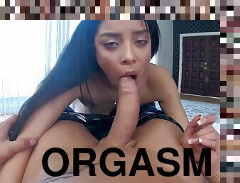 Brunette chick enjoys a POV style 69 position orgasm