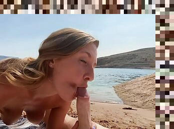 Buxom blond hair babe amateur sex hump on the beach