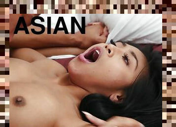 asiatiche, bagno, pecorina, fichette, pompini, nere, giovanissime, neri, college, dolci