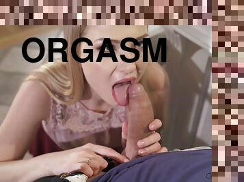 orgasme, vagina-pussy, blowjob-seks-dengan-mengisap-penis, deepthroat-penis-masuk-ke-tenggorokan, oral-melalui-mulut, cowgirl-posisi-sex-wanita-di-atas-pria, mahasiswi