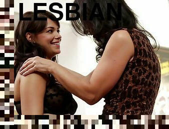 Teen lesbian energizing xxx clip