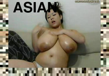 asiatiche, tettone, enormi, mostruosi, video-casalinghi, donne-grasse-e-belle, naturali, webcam, tettone-busty, bocce