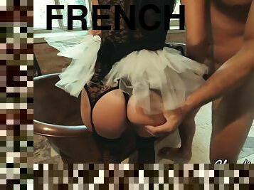 French maid Claudia at your service !