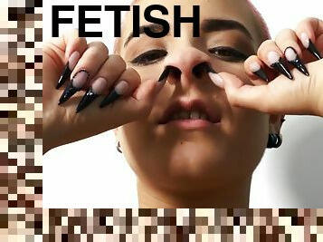 Fetish kinku nose play girl long nails