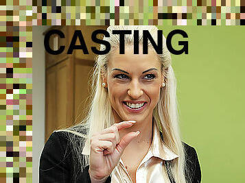 birou-office, adolescenta, auditie-casting, inghitit, sot, tanar18, lenjerie, perfect, sperma-in-gura, interviu