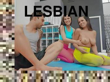 Sporty yoga babes Kendra Spade and Autumn Falls make lesbian love