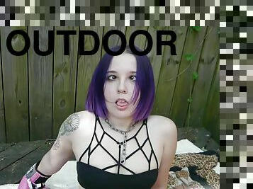 Fetish solo outdoors with kinky teen - Big tits