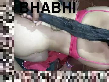    Sofia ki gand mari tel laga ke, Sofiya ki chudai ghodi bana ke,Bihaari bhabhi ki gand chudai Bhojpuri 