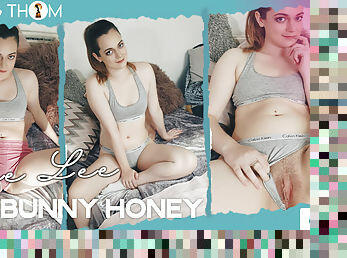 Gym Bunny Honey - PeepingThom