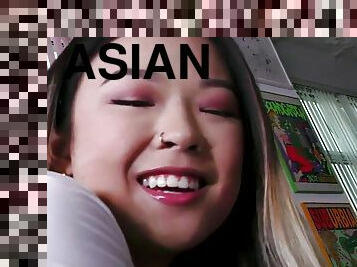 asiatisk, storatuttar, amatör, avsugning, tonåring, pov, piercad, snuskig, tuttar, petit