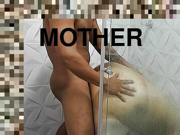 bañando, cuatro-patas, masturbación, amateur, maduro, polla-enorme, madurita-caliente, casero, estrella-del-porno, mamá