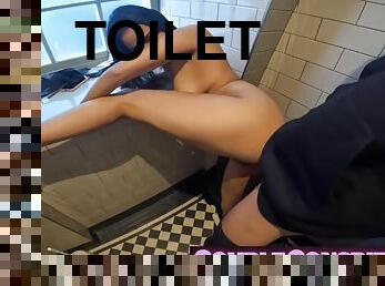 Drinks Pub Leads To Hot Fuck In Toilet