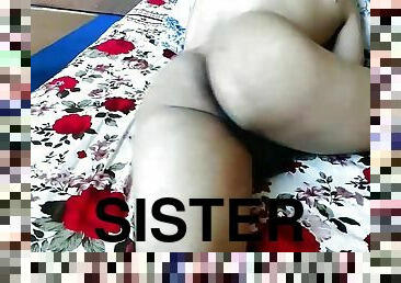 sister freind geeting me nude