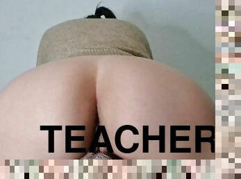 Facesitting, first cunnilingus of college girl by her teacher