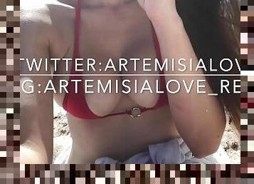 Big tits Artemisia Love enjoying the beach in Florida_Twitter:Artemisialove9_IG:Artemisialove_real