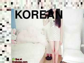 Korean tight pussy camgirl hot masturbation
