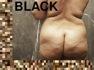 HOT BLACK BBW SHOWER SESSION IN BLACK LEATHER SUIT