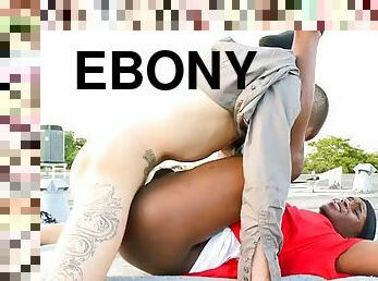 Cheap ebony booty picked up and fucked in outdoor IR sex