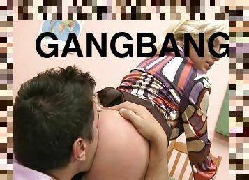 Teaching Gangbang Class With A Pro P1