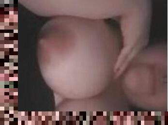 I Love Playing With My Huge Tits????