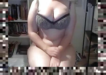 Bella putita pawg buscando pollas por la webcam