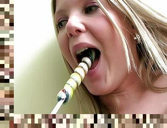 Madison's Lollipop - Madison Summers